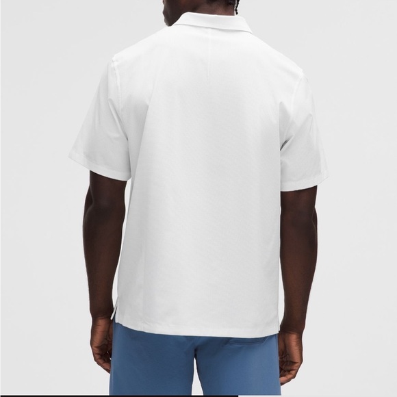 Lulu woven air men’s polo with pocket. - Picture 7 of 8
